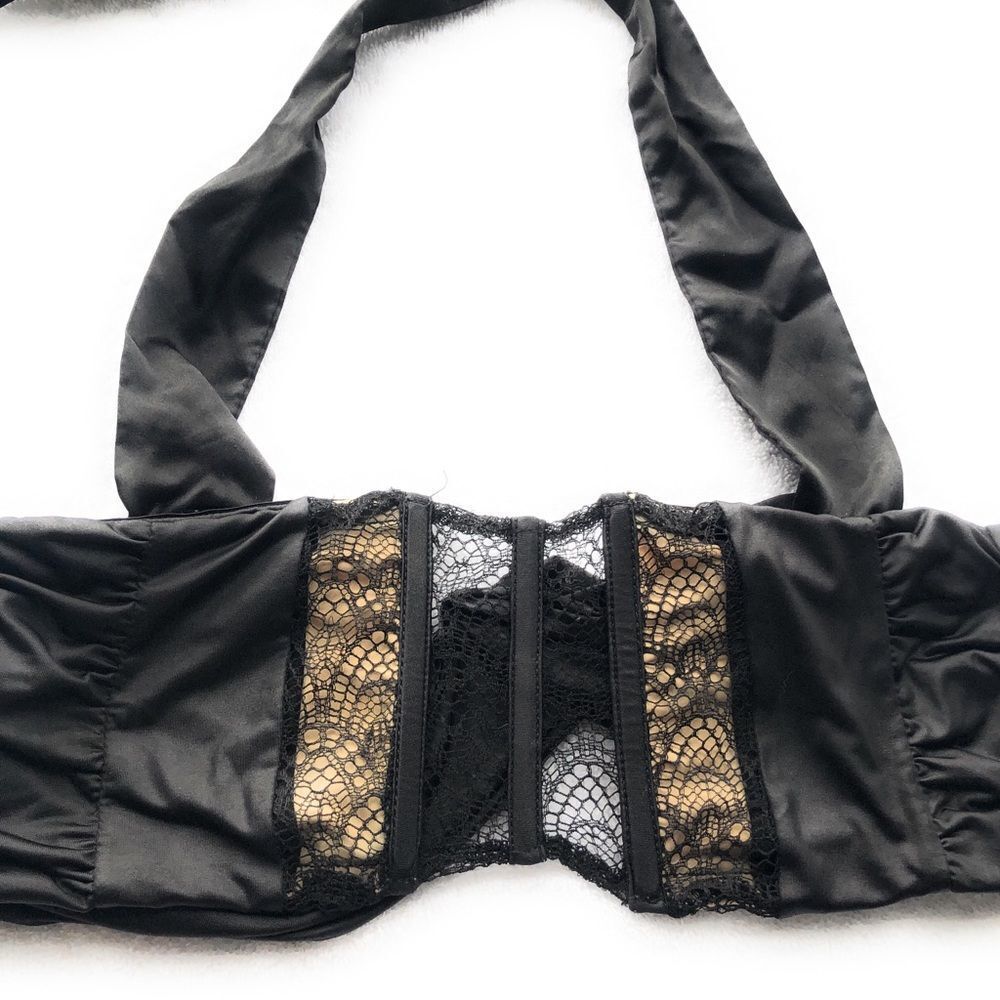 Beach Bunny Bandeau Bikini Top‎